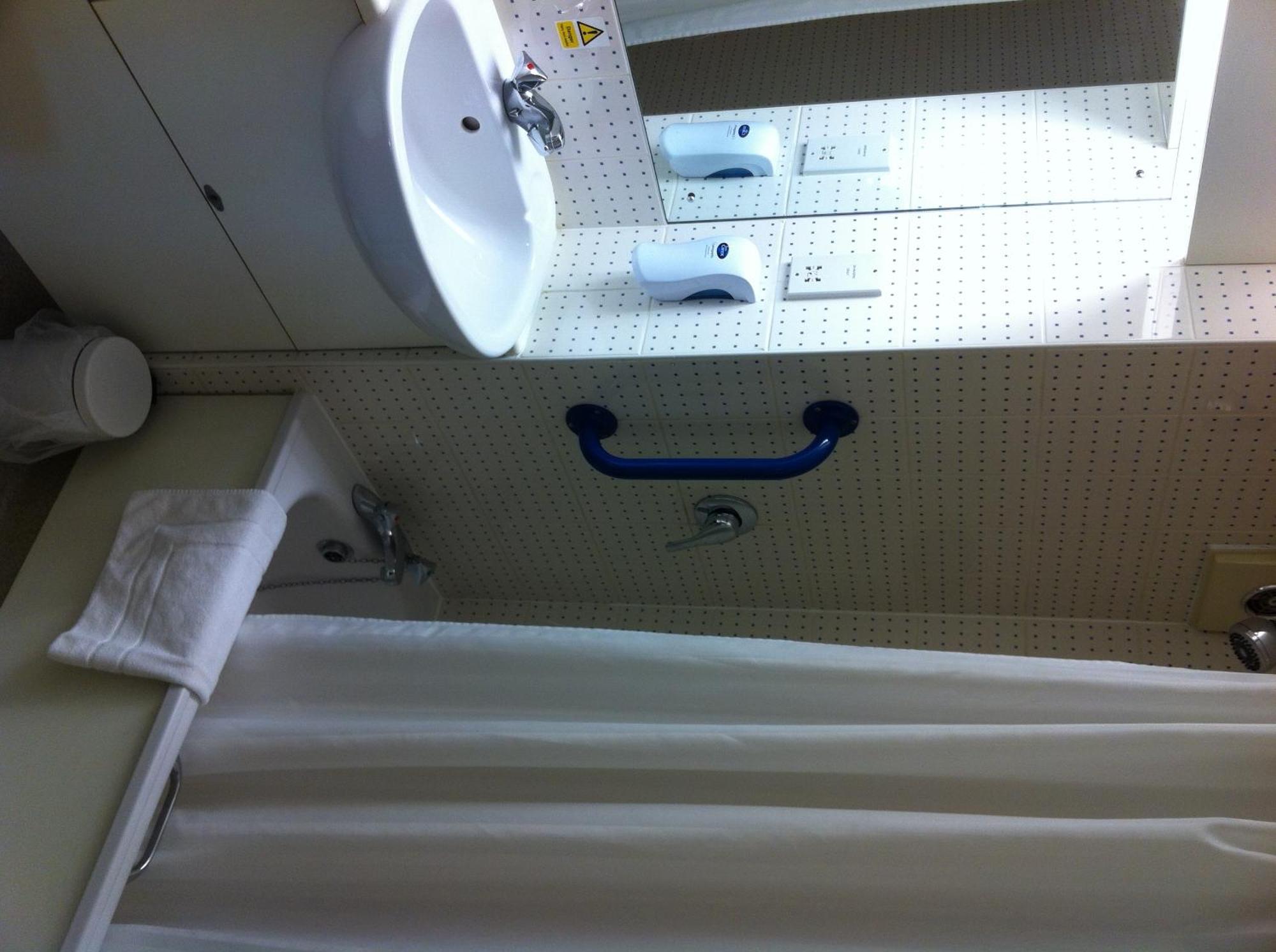 Days Inn Hotel Sheffield South Хартхилл Экстерьер фото